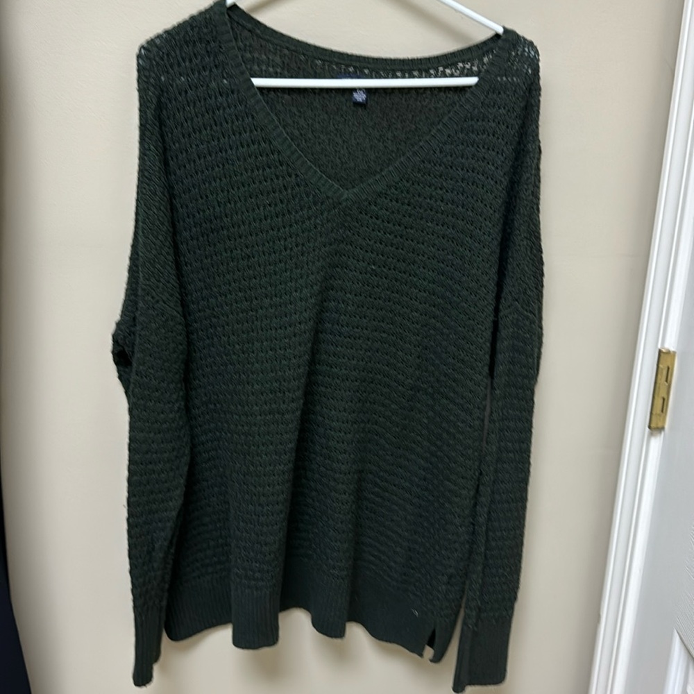 American Eagle sweater